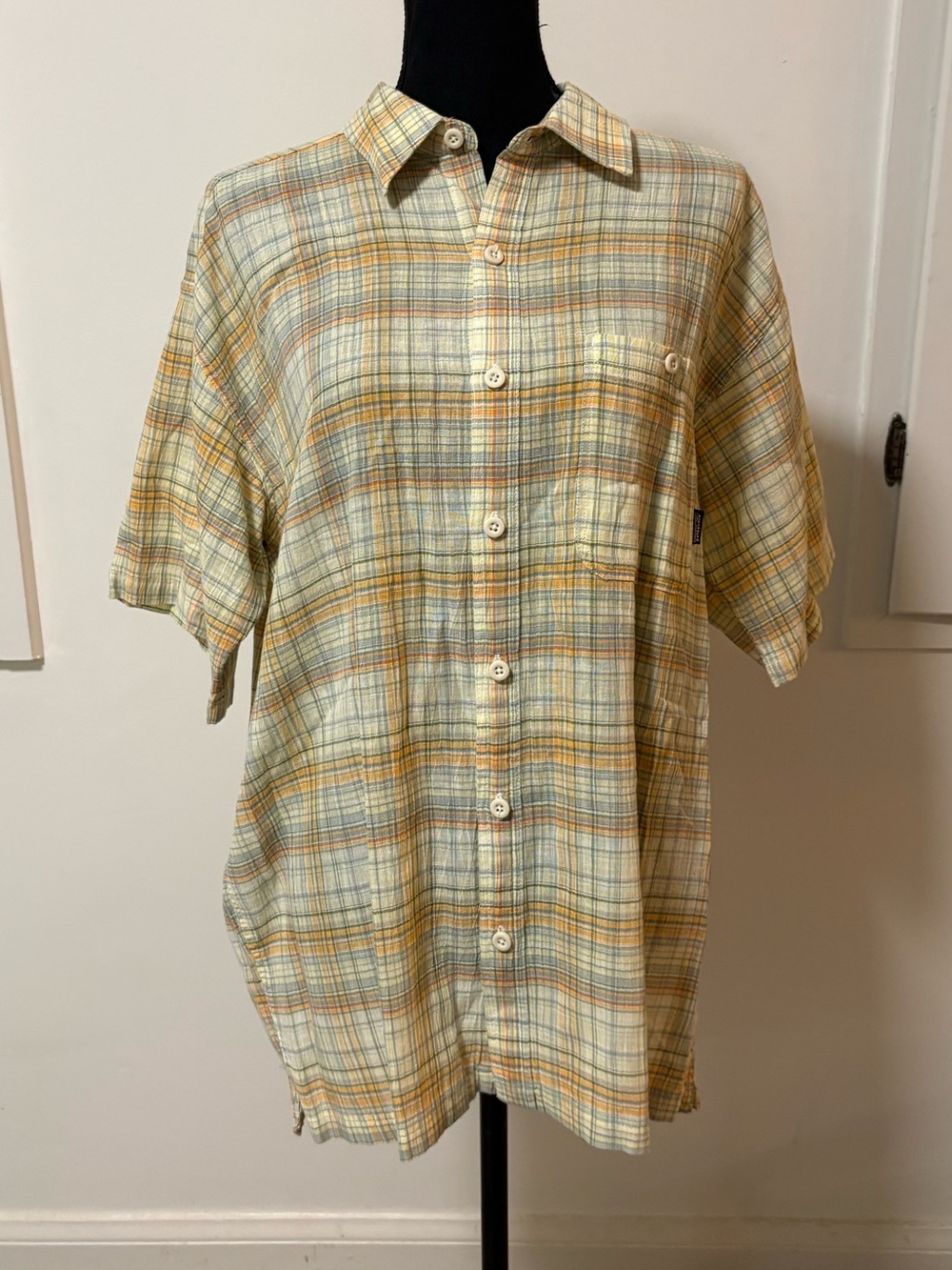 Pantagonia Men’s Short Sleeve Shirt
